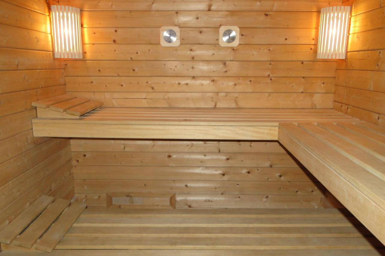 Gite 295 Montagnes Du Jura Avec Spa Et Sauna Classe 3 Etoiles Foncine-le-Haut エクステリア 写真